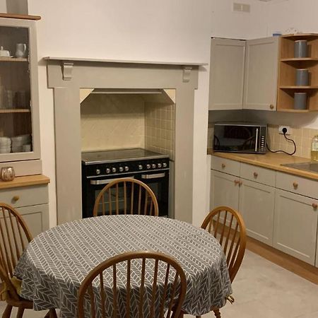 Amelie Cottage Beaumaris Exterior photo